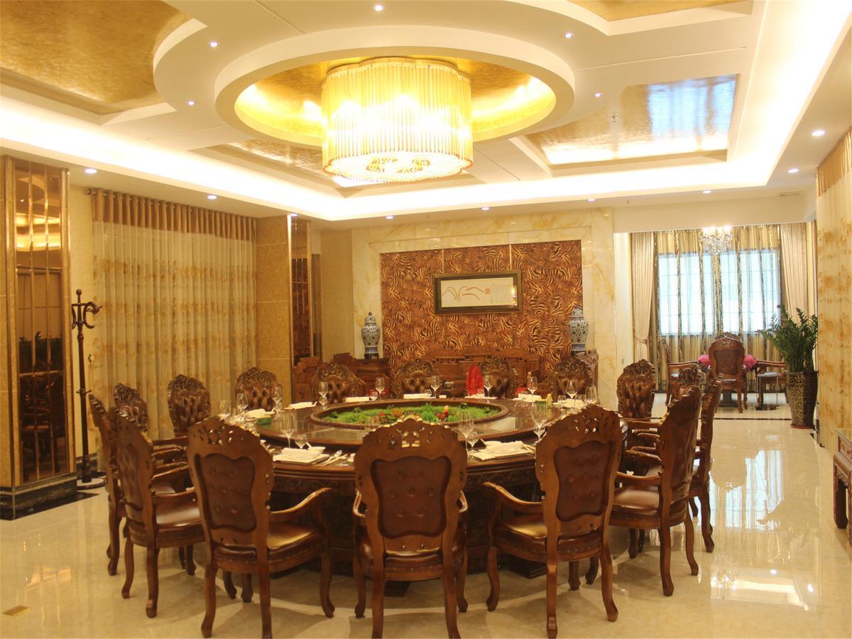 Vienna International Hotel Shanghai Baoshan Pangu Road Екстер'єр фото