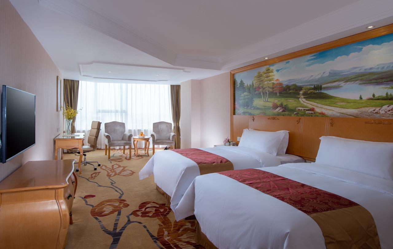 Vienna International Hotel Shanghai Baoshan Pangu Road Екстер'єр фото