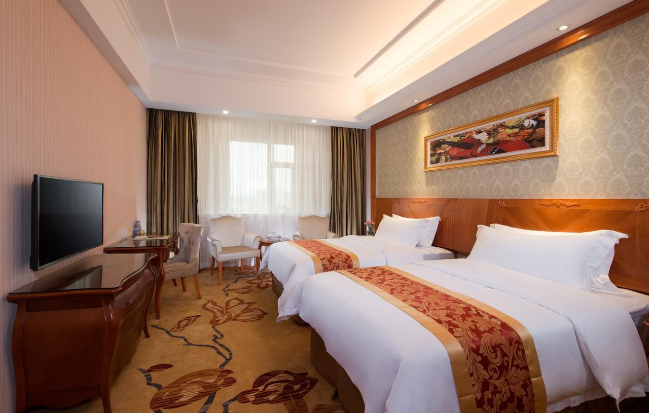 Vienna International Hotel Shanghai Baoshan Pangu Road Екстер'єр фото